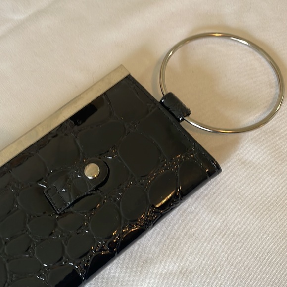 Wrist clutch! Black & Silver - Picture 2 of 5